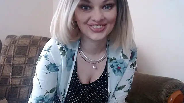 Snapshot of YourSweetJam chatting on April 2026 08:40:01 AM YourSweetJam online show from April 2026 08:40:01 AM