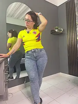 Yelena03 online show from June 2026 10:08:01 PM