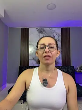 Yelena03 online show from July 2026 09:24:02 PM