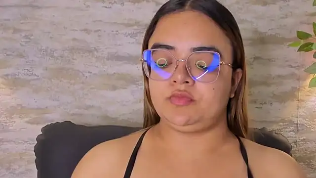 Snapshot of Celeste_Mcs_ chatting on September 2025 03:42:02 AM Celeste Mcs online show from September 2025 03:42:02 AM