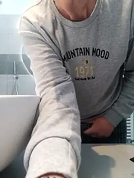 MATTIS11 online show from February 2026 09:08:01 AM