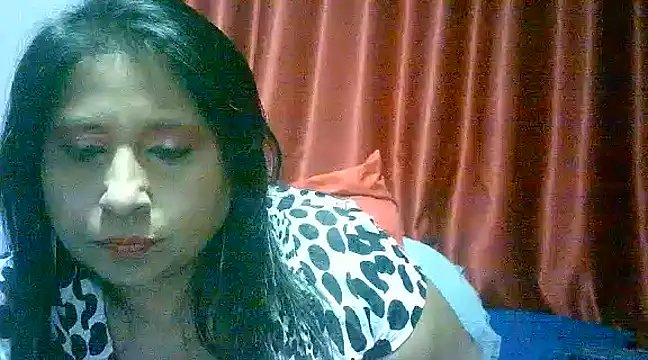 Snapshot of raniofsex02 chatting on February 2025 07:28:02 PM raniofsex02 online show from February 2025 07:28:02 PM