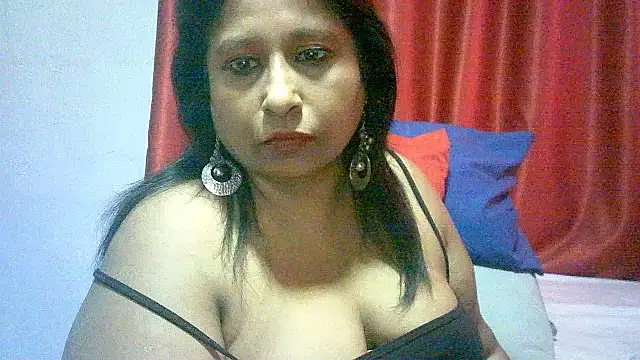 Snapshot of raniofsex02 chatting on February 2025 04:38:02 AM raniofsex02 online show from February 2025 04:38:02 AM