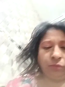 Snapshot of raniofsex02 chatting on February 2025 06:58:02 PM raniofsex02 online show from February 2025 06:58:02 PM