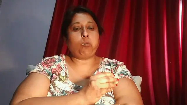 Snapshot of raniofsex02 chatting on March 2026 01:37:01 PM raniofsex02 online show from March 2026 01:37:01 PM