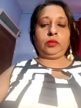 Snapshot of raniofsex02 chatting on March 2026 01:00:02 PM raniofsex02 online show from March 2026 01:00:02 PM