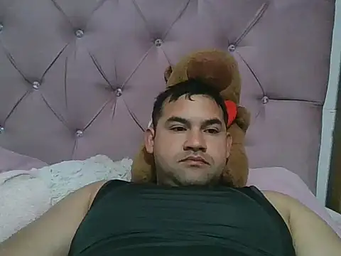 Snapshot of Maximil56 chatting on July 2026 02:52:01 PM Maximil56 online show from July 2026 02:52:01 PM