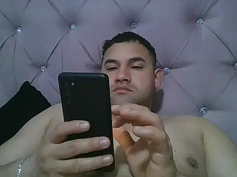 Snapshot of Maximil56 chatting on July 2026 01:30:02 PM Maximil56 online show from July 2026 01:30:02 PM
