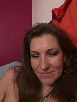 Lwhite1 online show from June 2026 12:37:01 AM