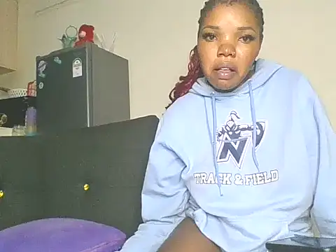 Snapshot of sweet_bigclit chatting on March 2026 05:54:01 PM sweet bigclit online show from March 2026 05:54:01 PM