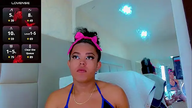 Snapshot of KayleighDreams_ chatting on March 2025 06:10:02 AM KayleighDreams online show from March 2025 06:10:02 AM