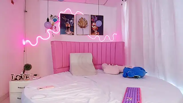 Snapshot of Azul_horney chatting on February 2025 09:01:01 PM Azul horney online show from February 2025 09:01:01 PM