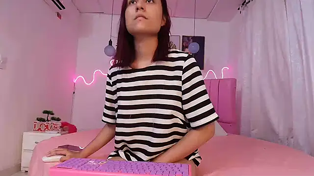 Snapshot of Azul_horney chatting on September 2025 11:04:02 PM Azul horney online show from September 2025 11:04:02 PM