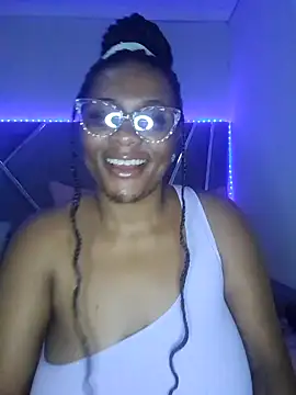 Snapshot of CocoBootyyy chatting on February 2025 10:37:02 PM CocoBootyyy online show from February 2025 10:37:02 PM