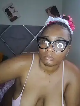 Snapshot of CocoBootyyy chatting on March 2025 05:24:02 PM CocoBootyyy online show from March 2025 05:24:02 PM