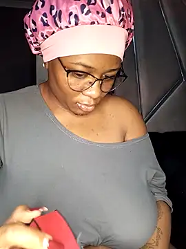 CocoBootyyy online show from May 2026 06:36:02 PM