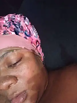 CocoBootyyy online show from May 2026 05:09:01 PM