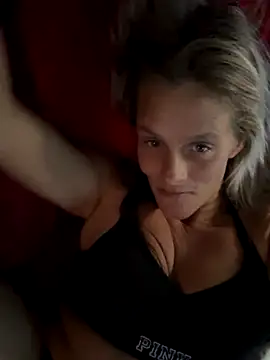 Snapshot of vixendoll87 chatting on November 2025 06:51:01 PM vixendoll87 online show from November 2025 06:51:01 PM