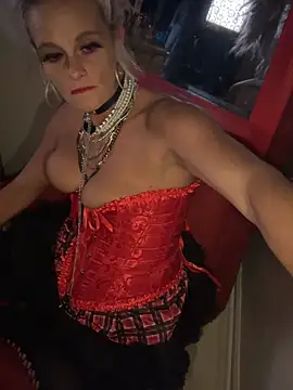 Snapshot of vixendoll87 chatting on February 2026 07:02:01 AM vixendoll87 online show from February 2026 07:02:01 AM