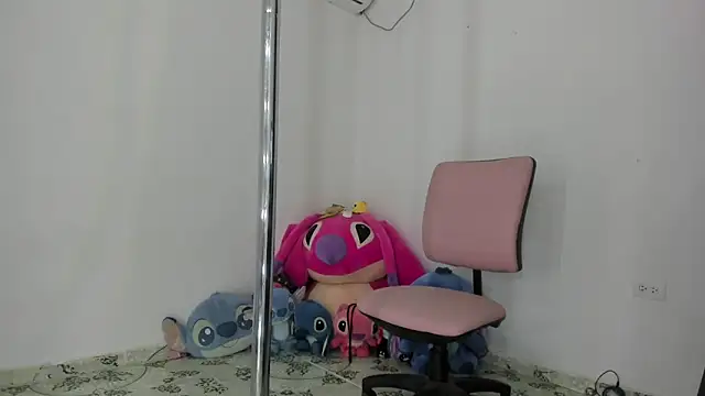 Lissa petite online show from January 2025 02:06:02 AM