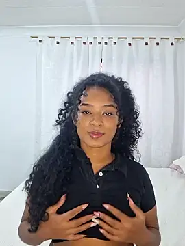 avellanatammy online show from April 2026 10:33:02 PM