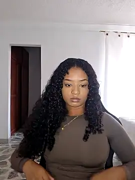 avellanatammy online show from April 2026 06:01:02 PM