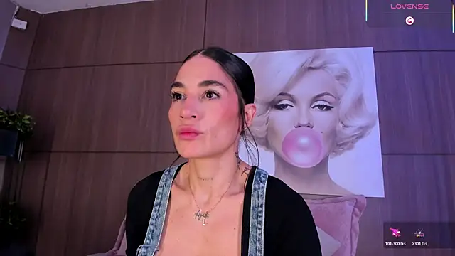 AgattaDuque online show from April 2026 11:21:03 PM