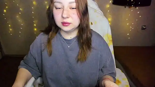 Milafoxxxy online show from April 2026 08:53:01 AM