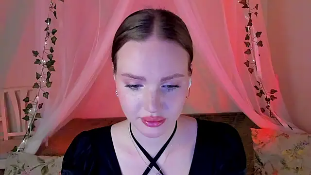 MishkaMe online show from December 2024 04:24:02 PM