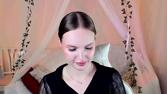 MishkaMe online show from October 2025 03:18:02 PM