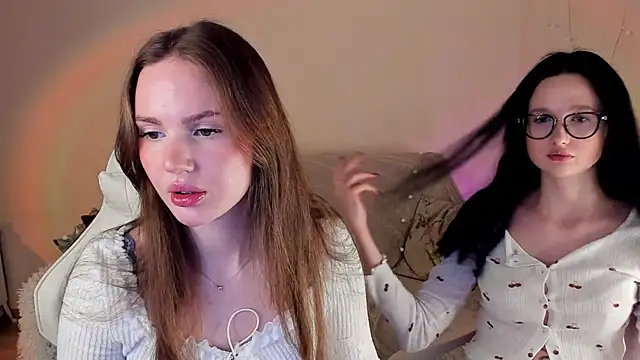 MishkaMe online show from December 2025 11:30:02 AM