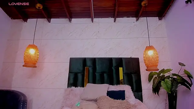 Snapshot of Taiissa_ chatting on March 2025 07:38:02 PM Taiissa online show from March 2025 07:38:02 PM