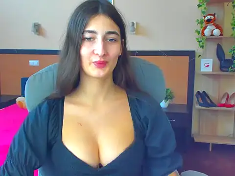 Moon-liza online show from January 2025 10:22:01 AM