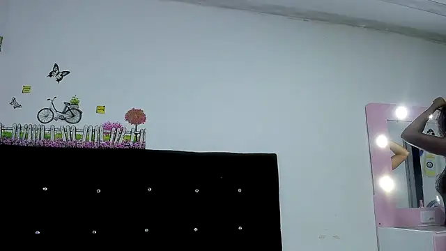 Snapshot of LariissaWilson chatting on September 2025 05:29:02 AM LariissaWilson online show from September 2025 05:29:02 AM