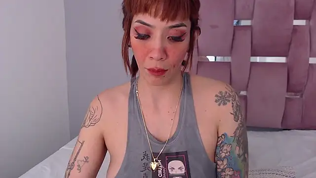 EmiliaKurt online show from January 2025 08:26:02 PM