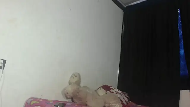 nathasha15 online show from February 2026 05:30:01 PM