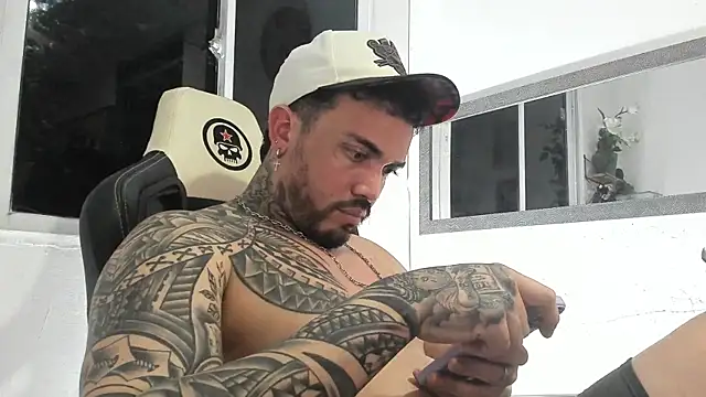 Snapshot of Angel_sex_latin chatting on January 2025 03:48:01 AM Angel sex latin online show from January 2025 03:48:01 AM