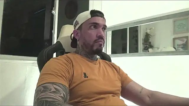 Snapshot of Angel_sex_latin chatting on January 2025 12:22:01 AM Angel sex latin online show from January 2025 12:22:01 AM