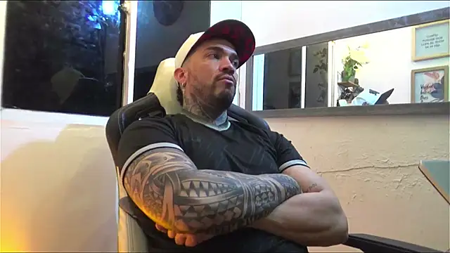 Snapshot of Angel_sex_latin chatting on January 2025 02:15:02 AM Angel sex latin online show from January 2025 02:15:02 AM