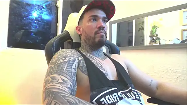 Snapshot of Angel_sex_latin chatting on January 2025 04:19:01 AM Angel sex latin online show from January 2025 04:19:01 AM