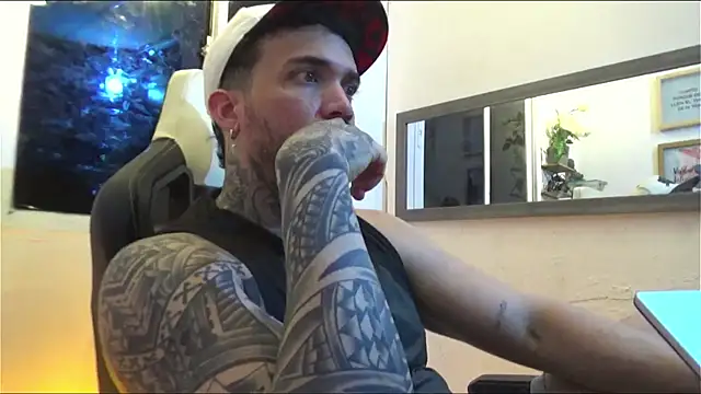 Snapshot of Angel_sex_latin chatting on January 2025 03:56:02 AM Angel sex latin online show from January 2025 03:56:02 AM