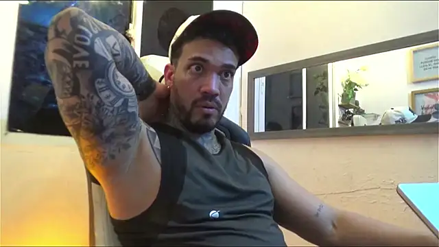 Snapshot of Angel_sex_latin chatting on January 2025 07:28:01 AM Angel sex latin online show from January 2025 07:28:01 AM