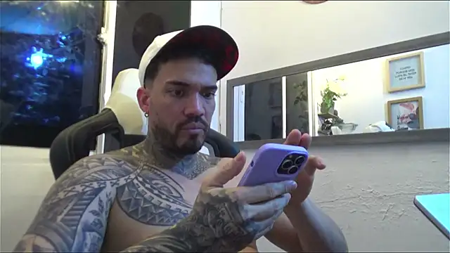 Snapshot of Angel_sex_latin chatting on January 2025 04:54:01 AM Angel sex latin online show from January 2025 04:54:01 AM