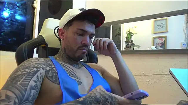 Snapshot of Angel_sex_latin chatting on January 2025 04:02:01 AM Angel sex latin online show from January 2025 04:02:01 AM