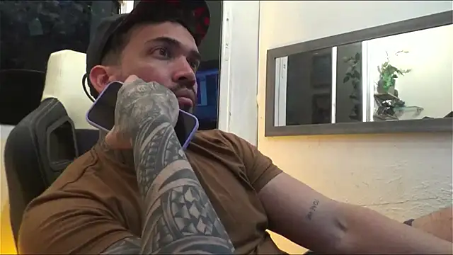 Snapshot of Angel_sex_latin chatting on January 2025 08:40:01 AM Angel sex latin online show from January 2025 08:40:01 AM