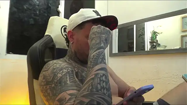 Snapshot of Angel_sex_latin chatting on February 2025 06:54:01 AM Angel sex latin online show from February 2025 06:54:01 AM