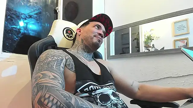 Snapshot of Angel_sex_latin chatting on February 2025 02:06:02 AM Angel sex latin online show from February 2025 02:06:02 AM