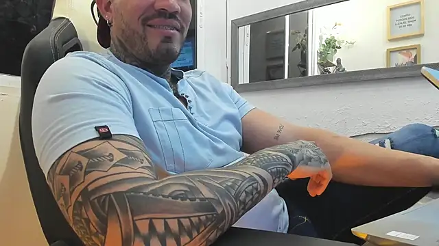 Snapshot of Angel_sex_latin chatting on February 2025 06:52:02 AM Angel sex latin online show from February 2025 06:52:02 AM