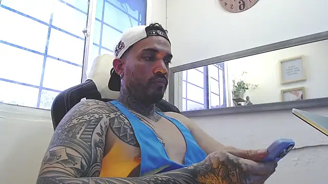 Snapshot of Angel_sex_latin chatting on February 2025 09:38:02 PM Angel sex latin online show from February 2025 09:38:02 PM