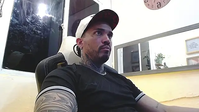 Snapshot of Angel_sex_latin chatting on February 2025 03:56:02 AM Angel sex latin online show from February 2025 03:56:02 AM